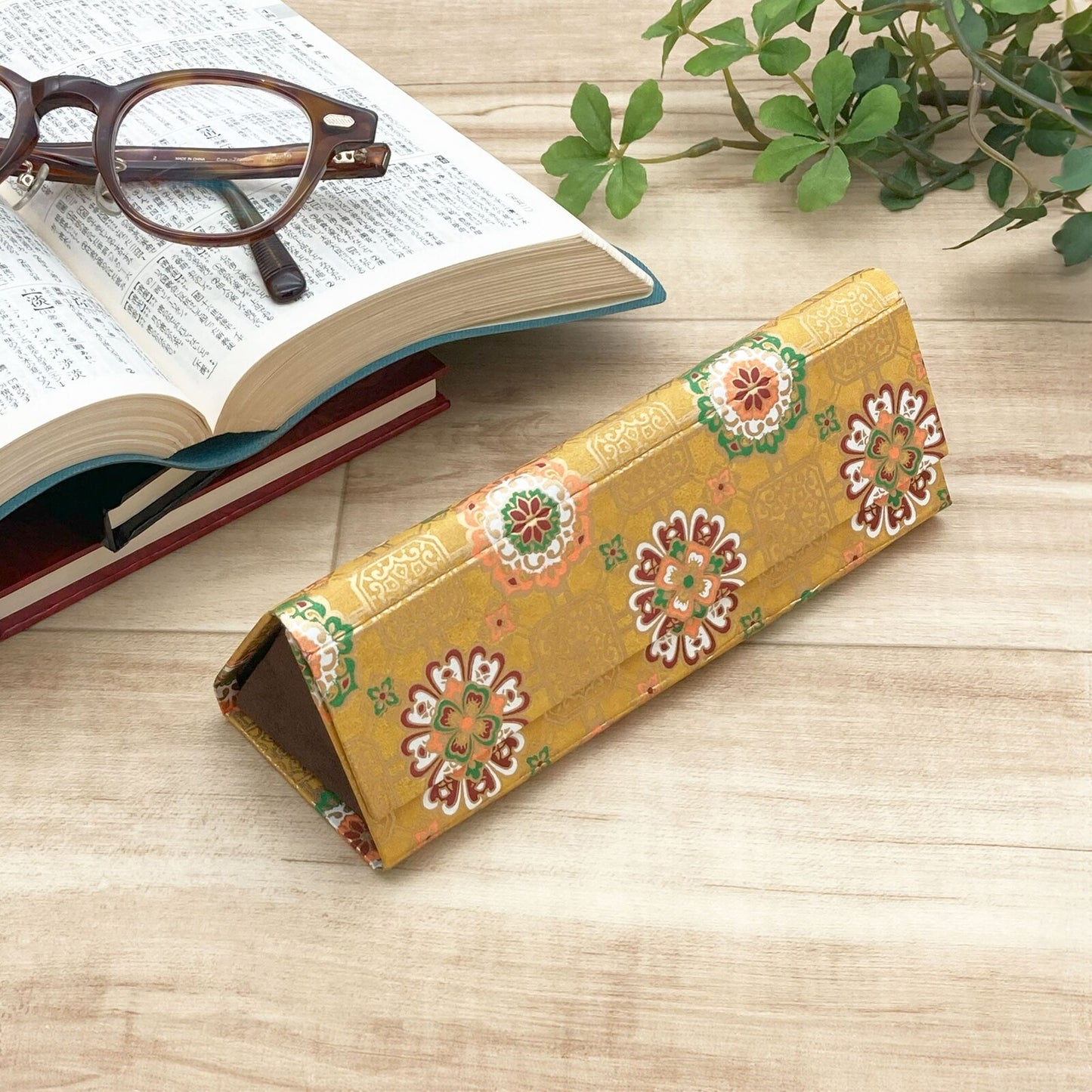 Yuzen Paper Folding Case || Shokue Pattern