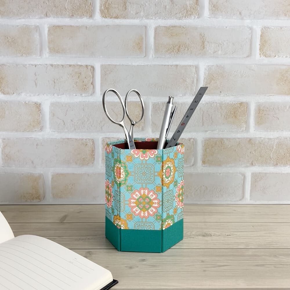 Wagamikoji - Foldable Hexagonal Pen Holder, Shokue Pattern