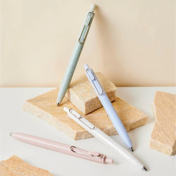 Mitsubishi Gel Pen Uni-Ball One F Earth Texture 0.38mm / 0.5mm